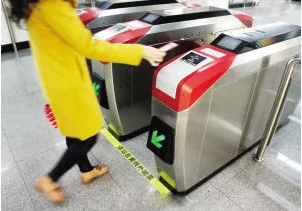 摆闸,三辊闸,速通闸,旋转闸,平移闸,一字闸,人脸识别，
