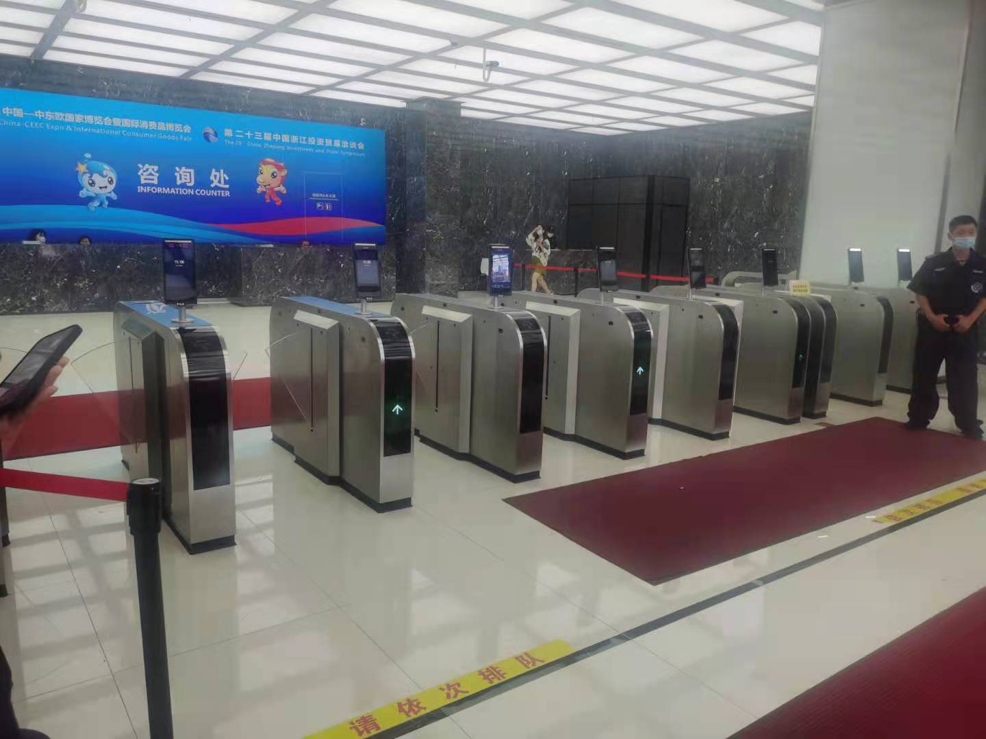 摆闸,三辊闸,速通闸,旋转闸,平移闸,一字闸,人脸识别，