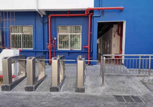 捷普绿点科技三辊闸案例