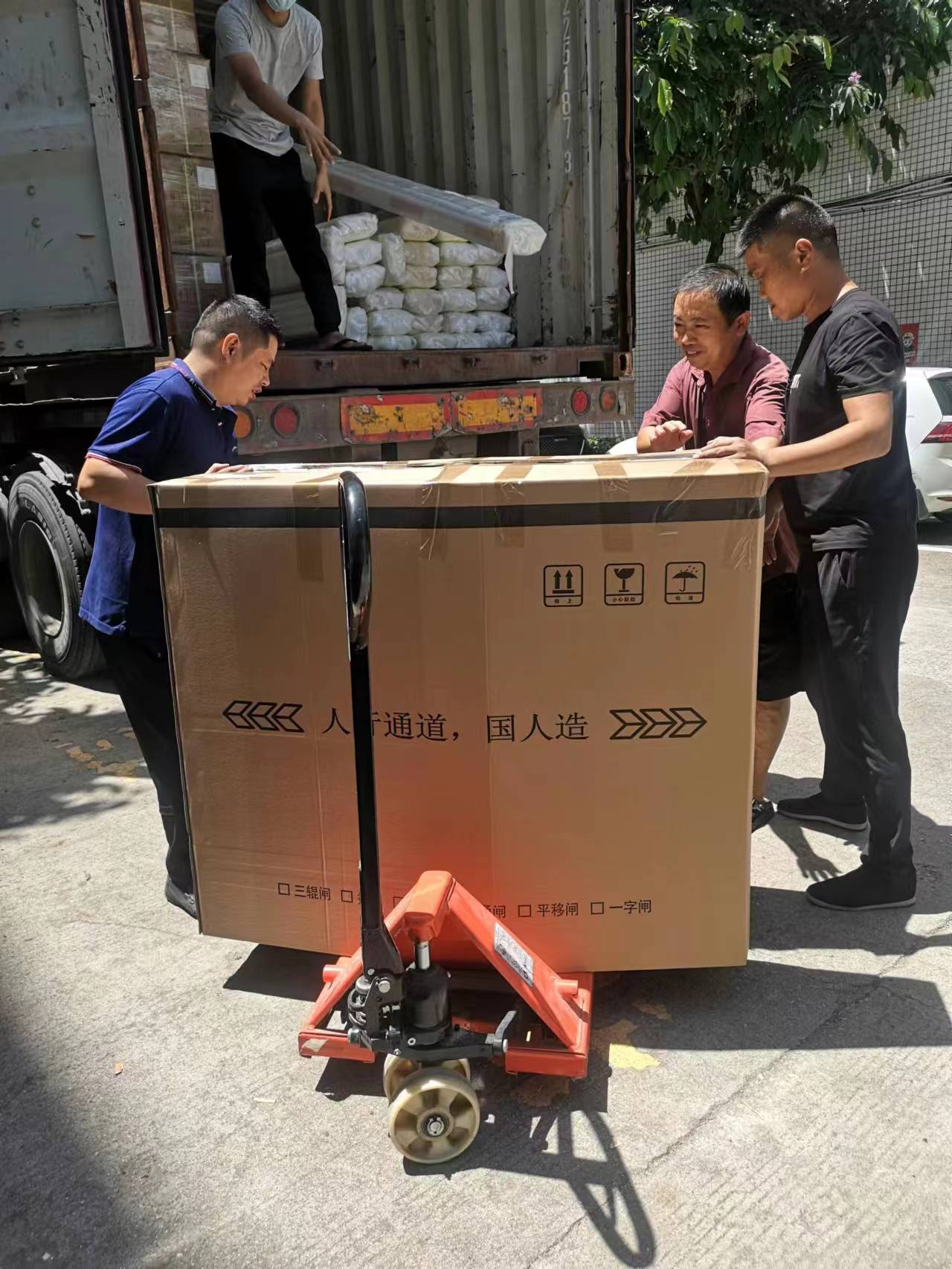 摆闸,三辊闸,速通闸,旋转闸,平移闸,一字闸,人脸识别，