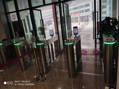 湖南外国语学校精英135摆闸——创新通精英闸机案例